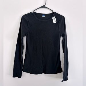 NWT- Black Old Navy Ribbed Long Sleeve